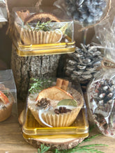 Load image into Gallery viewer, Natural Fire Starters Beautiful Gift or Favor: Apple Maple Burbon / Plain