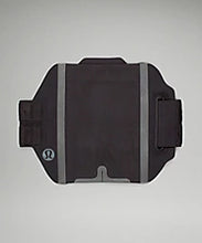 Load image into Gallery viewer, Fast and Free Run Armband