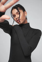 Load image into Gallery viewer, Alo Alosoft Protection Turtleneck